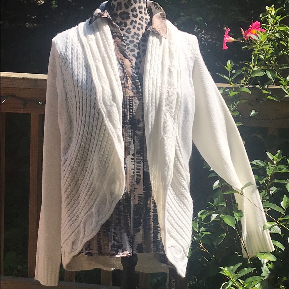 Italian Creazioni Effect White Open Front Cardigan